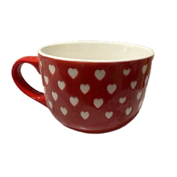 Red Heart Patterned Mug - Picture 1 of 2